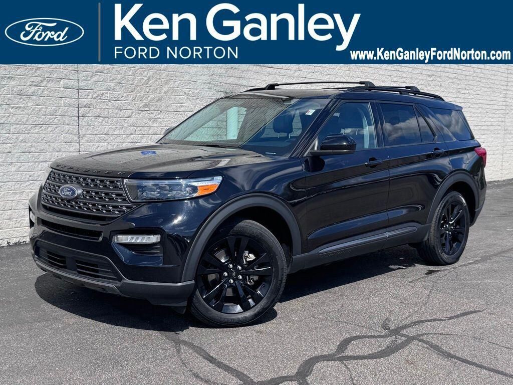 2023 FORD Explorer