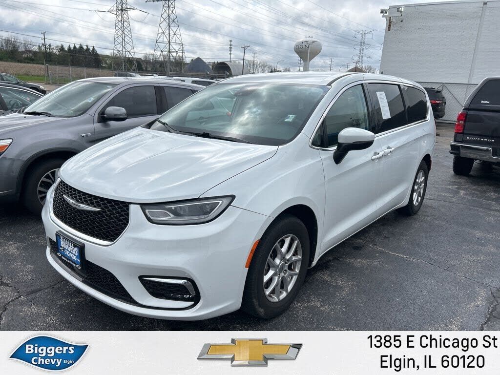 2023 CHRYSLER Pacifica