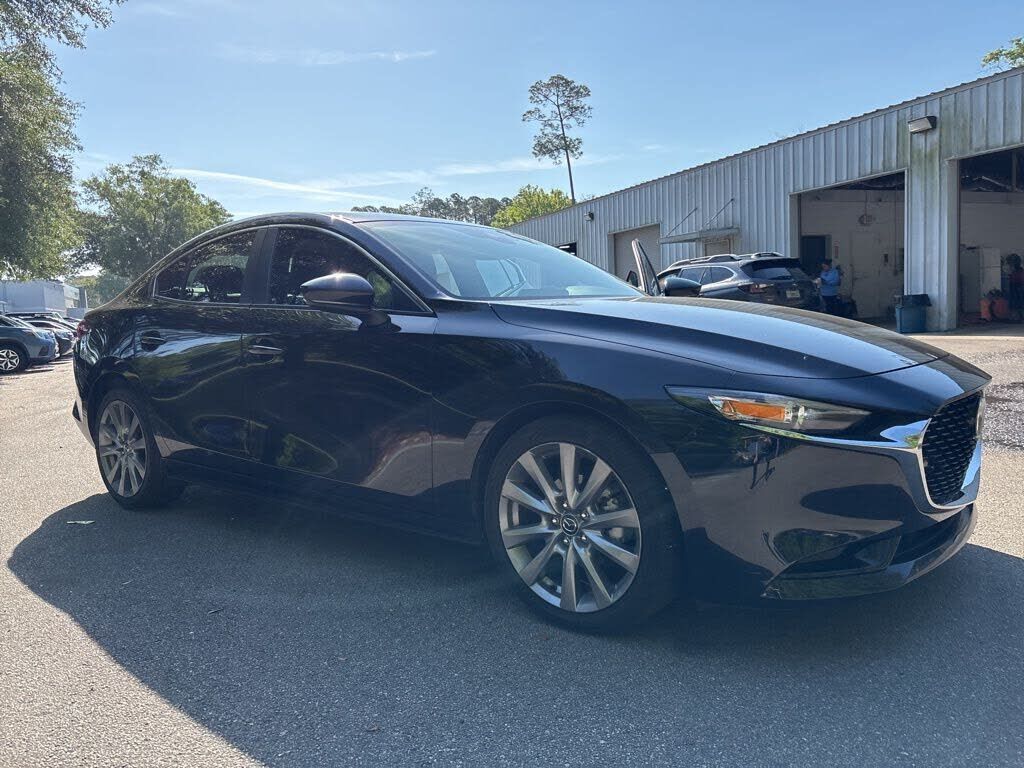 2022 MAZDA Mazda3