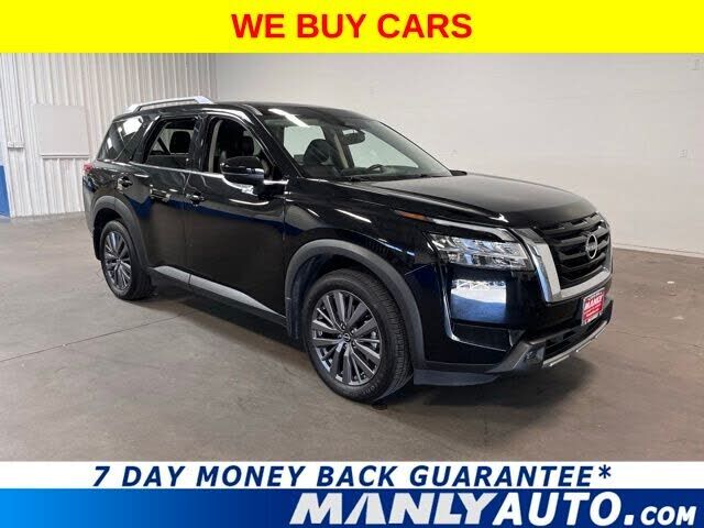 2022 NISSAN Pathfinder