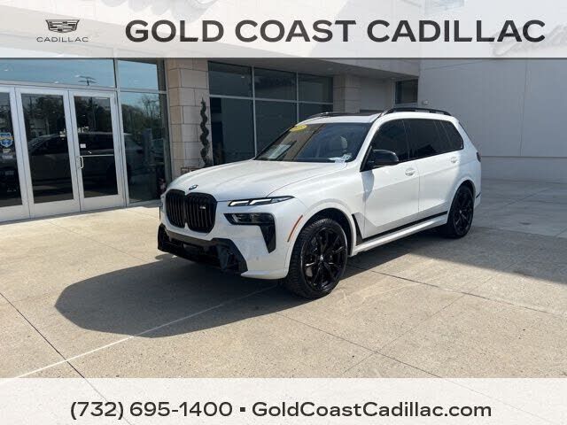 2023 BMW X7