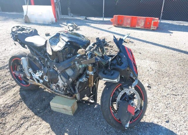 2025 BMW S 1000 RR