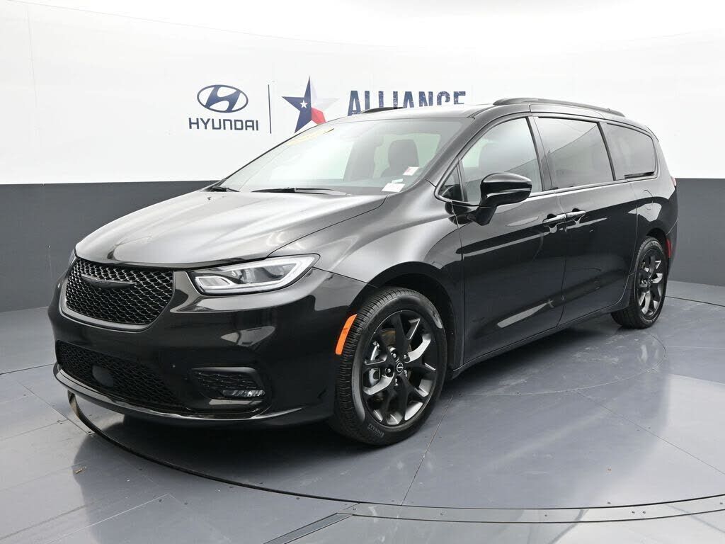 2025 CHRYSLER Pacifica