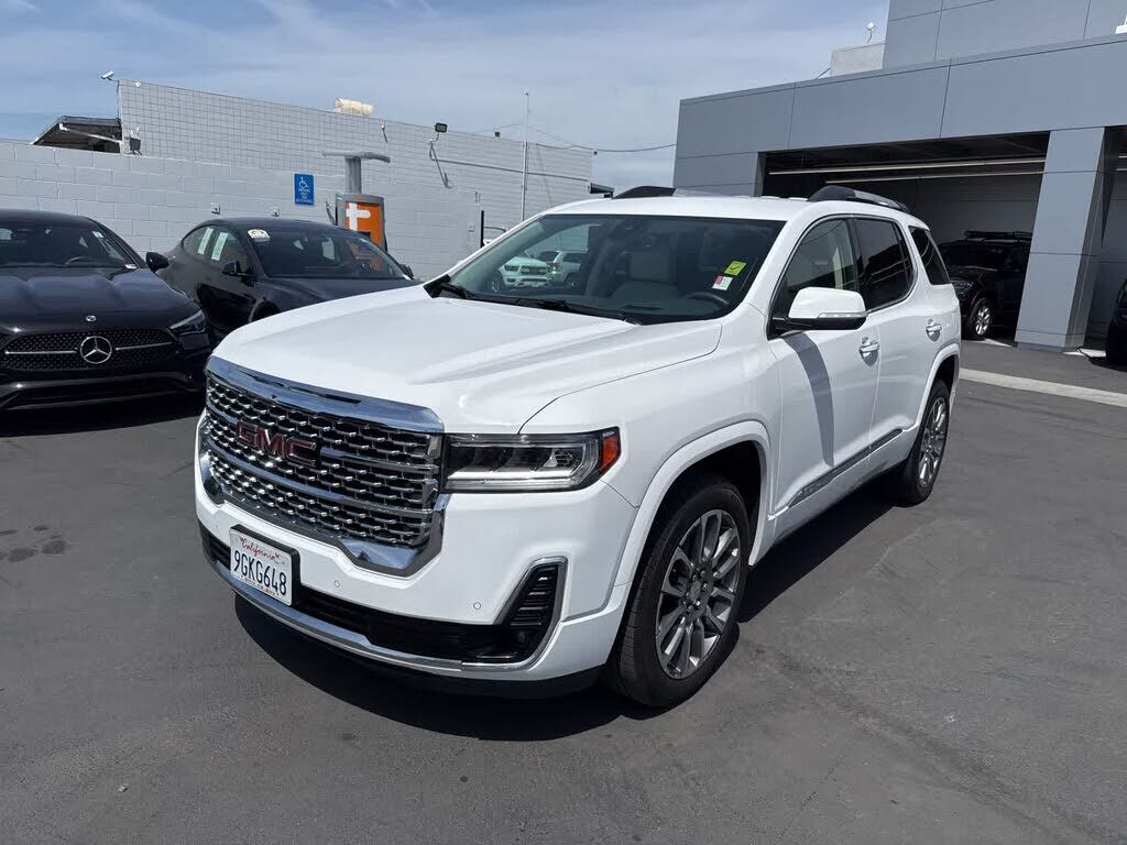 2023 GMC Acadia