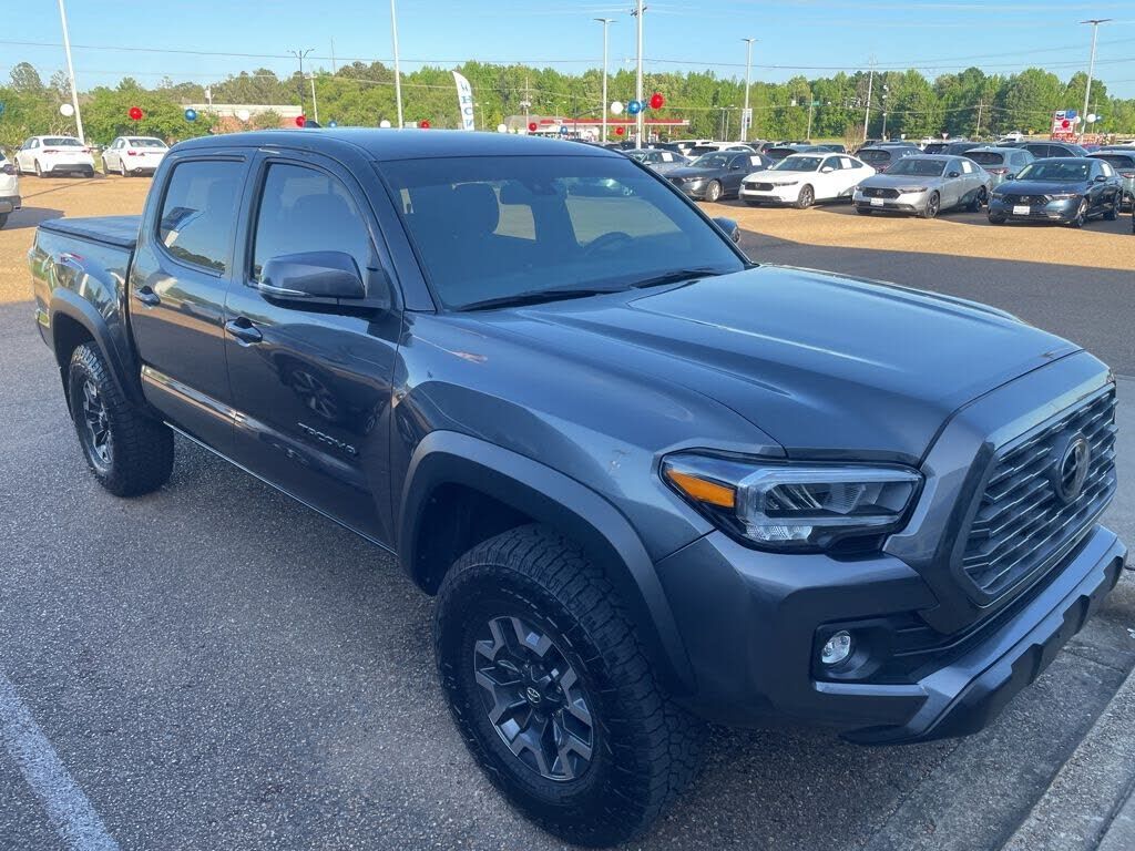 2023 TOYOTA Tacoma