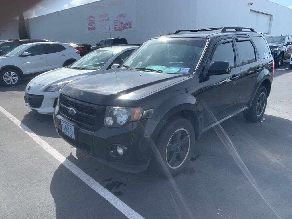 2010 FORD Escape
