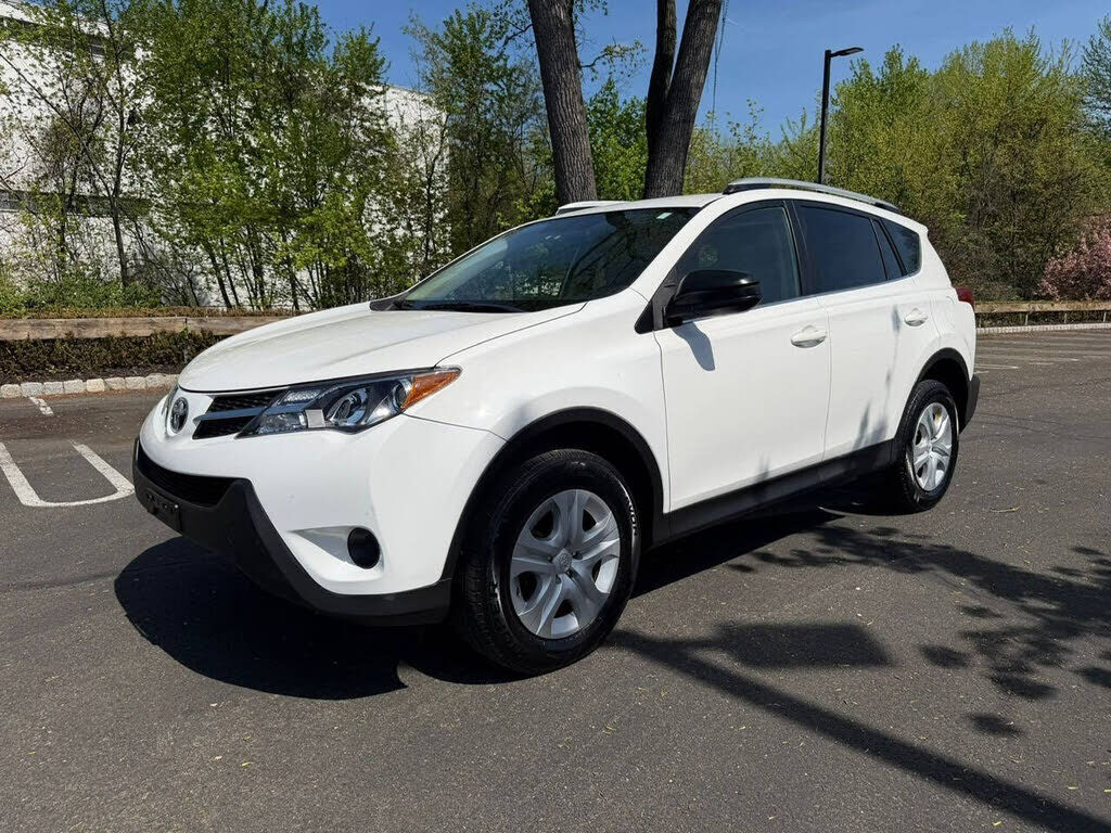 2015 TOYOTA RAV4
