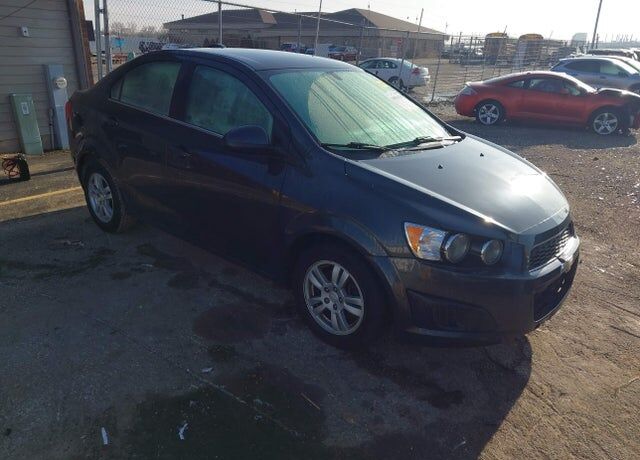 2015 CHEVROLET Sonic