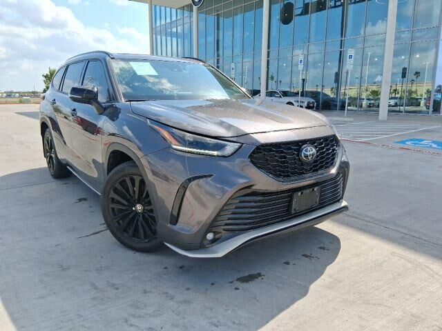 2024 TOYOTA Highlander