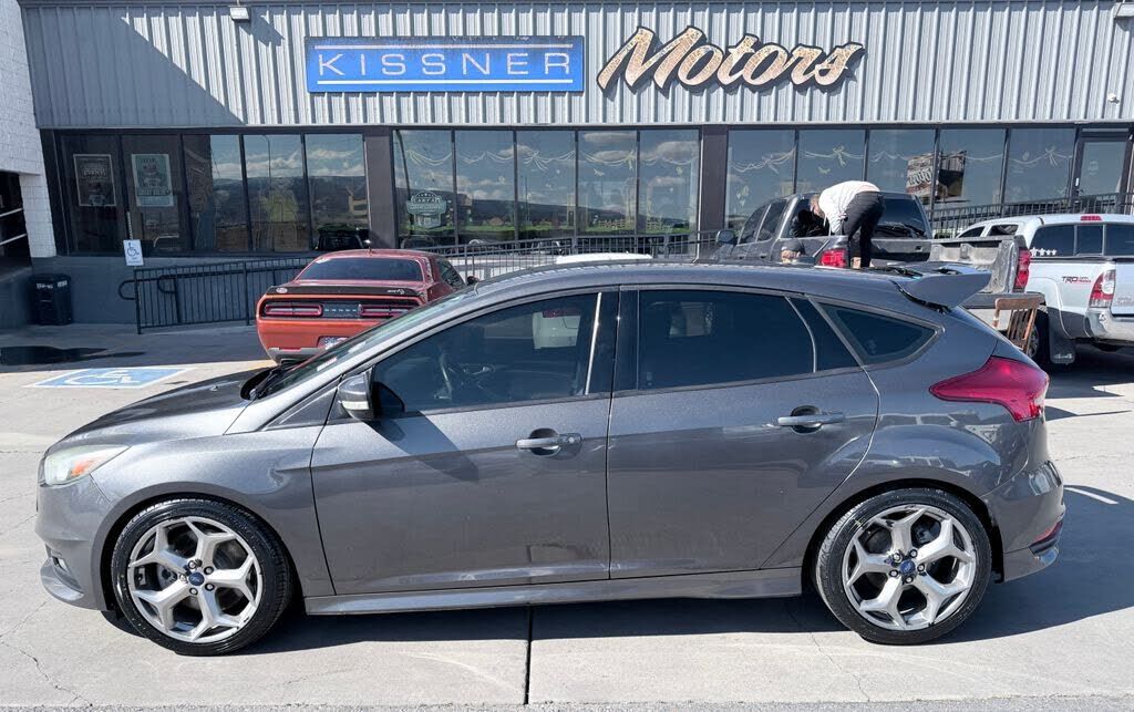 2016 FORD Focus