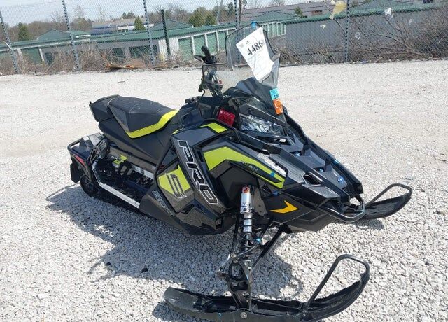 2019 POLARIS Axys