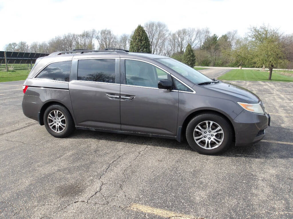 2013 HONDA Odyssey