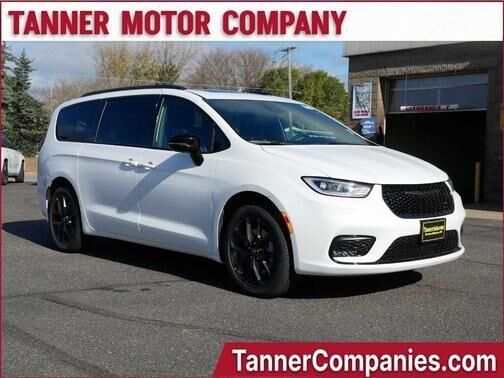 2026 CHRYSLER Pacifica