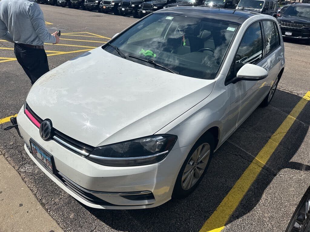 2020 VOLKSWAGEN Golf