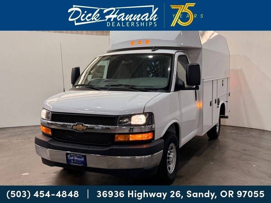 2025 CHEVROLET Express