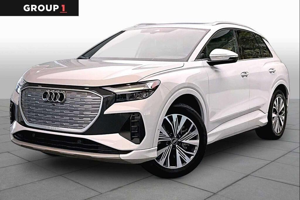 2023 AUDI Q4
