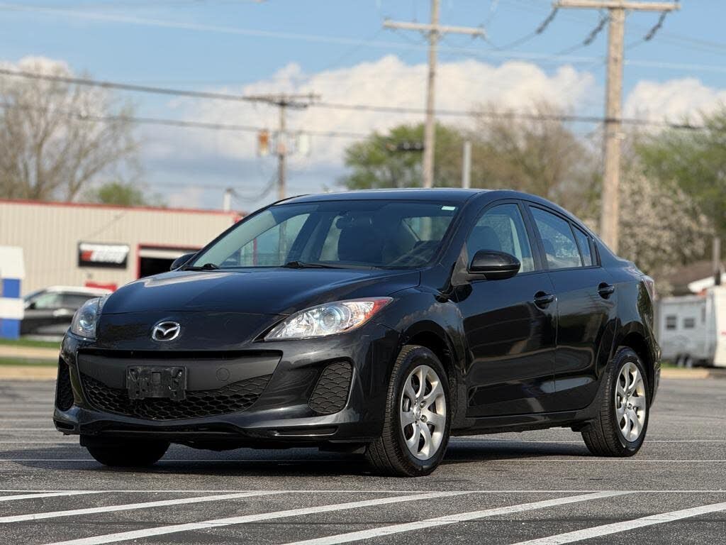 2013 MAZDA Mazda3