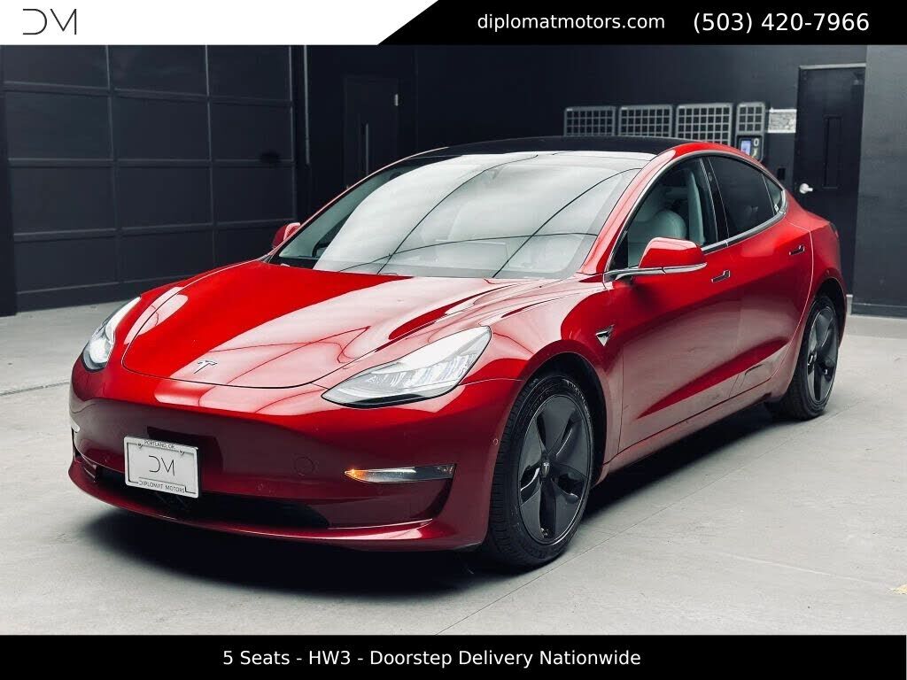 2018 TESLA Model 3