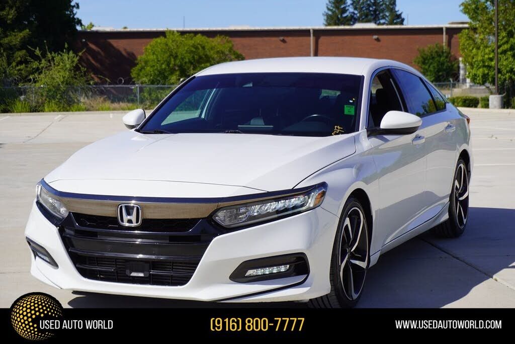 2019 HONDA Accord