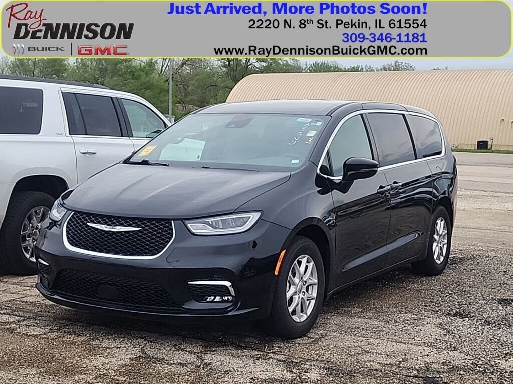 2025 CHRYSLER Pacifica