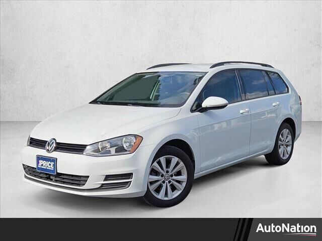 2017 VOLKSWAGEN Golf SportWagen