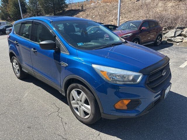 2017 FORD Escape