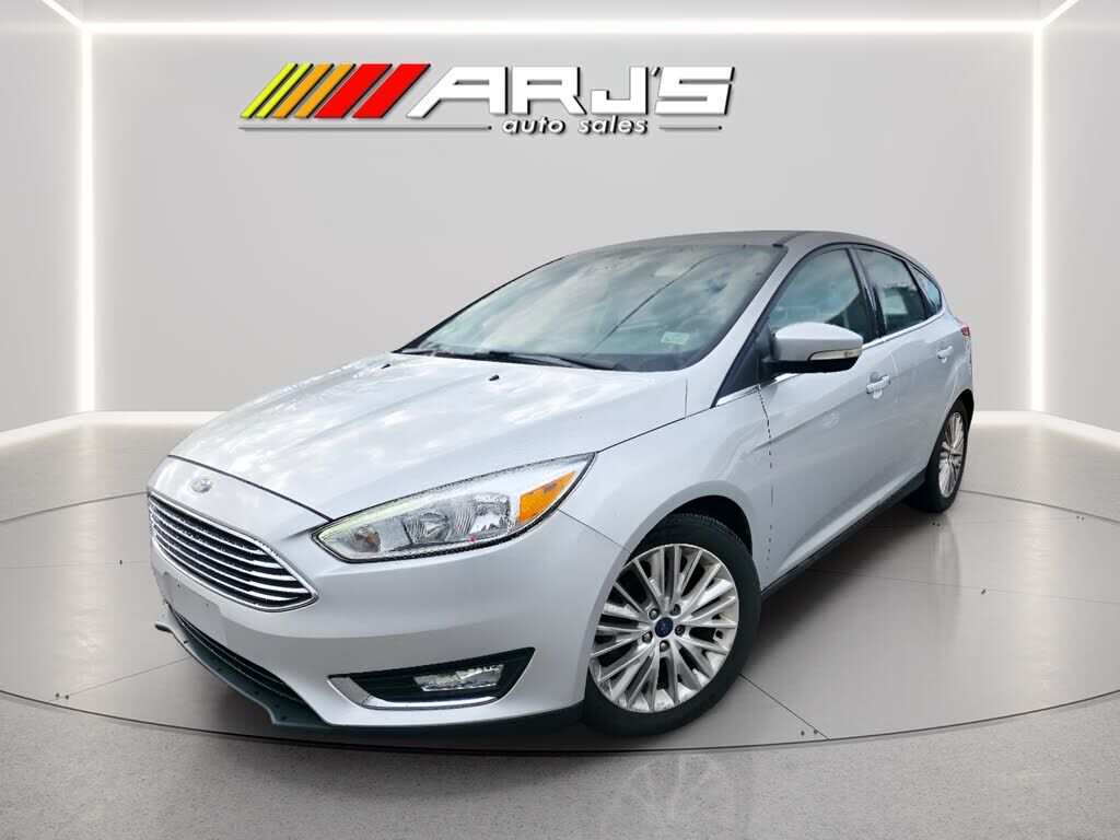 2017 FORD Focus