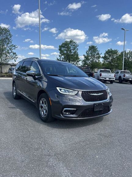 2023 CHRYSLER Pacifica