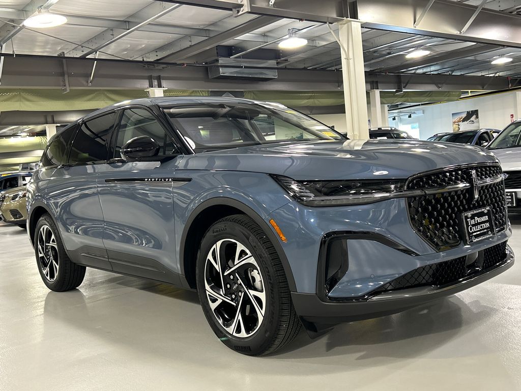 2026 LINCOLN Nautilus