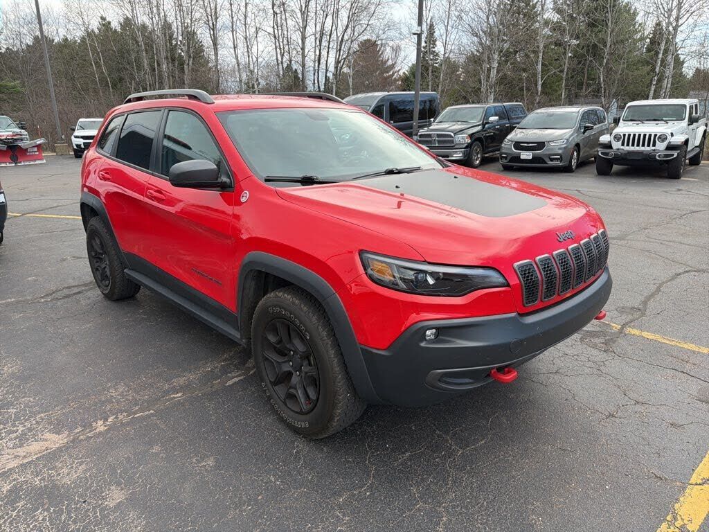 2019 JEEP Cherokee