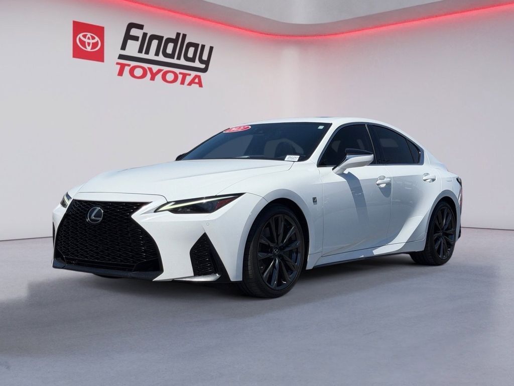2021 LEXUS IS