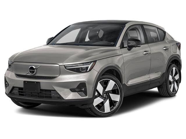 2024 VOLVO C40