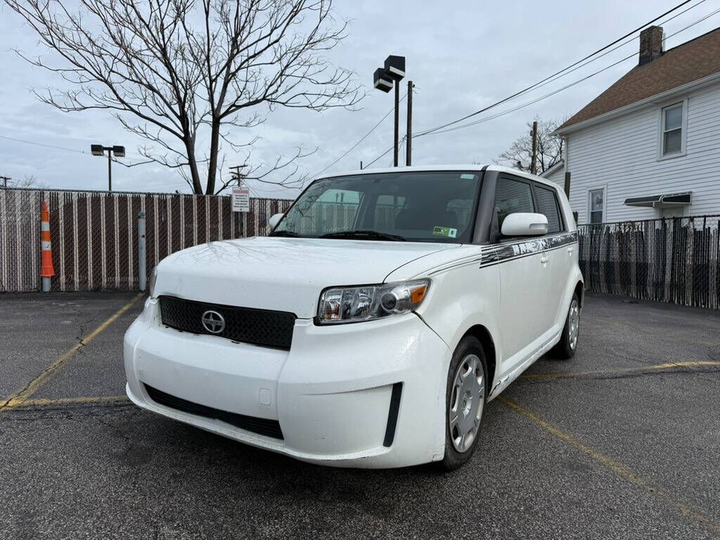 2009 TOYOTA SCION