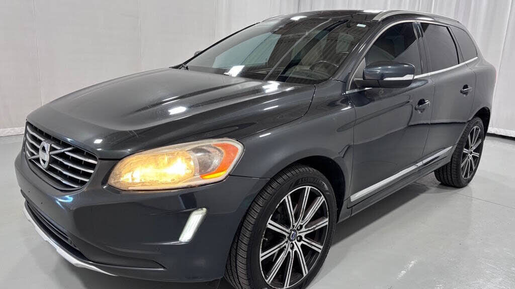 2015 VOLVO XC60