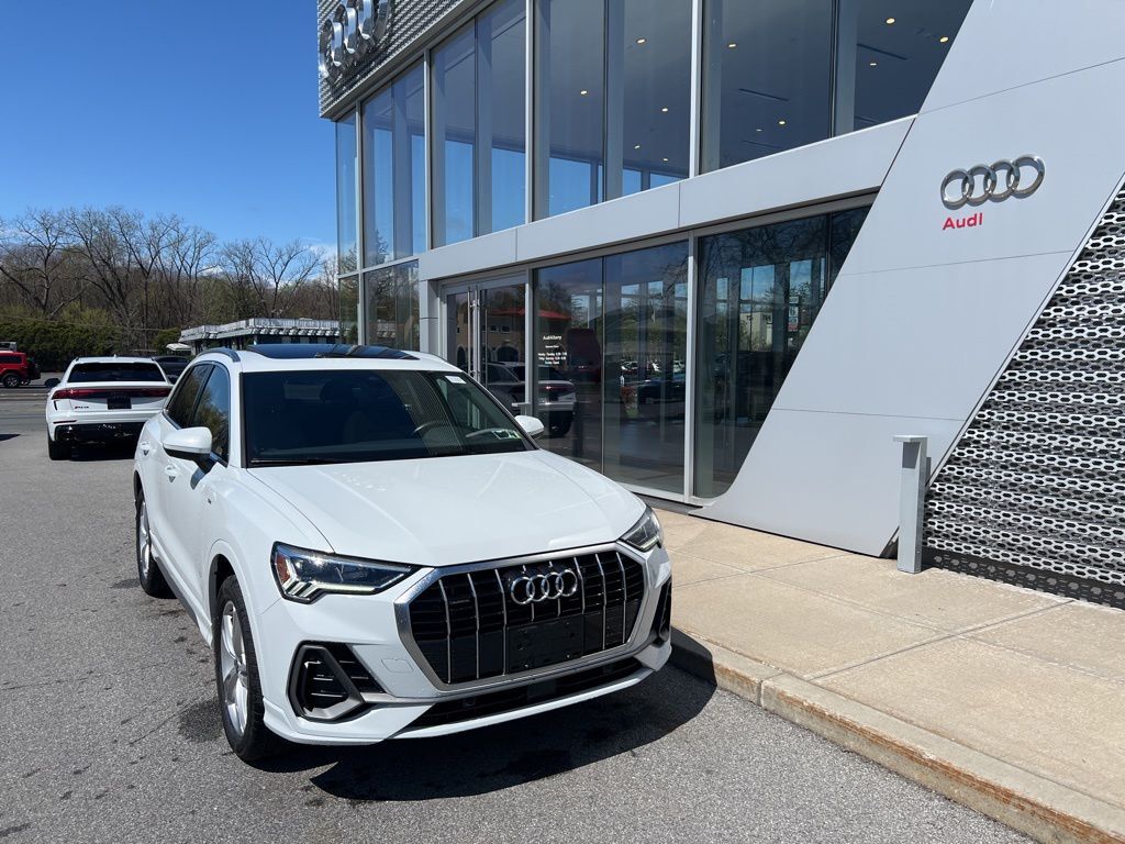 2022 AUDI Q3