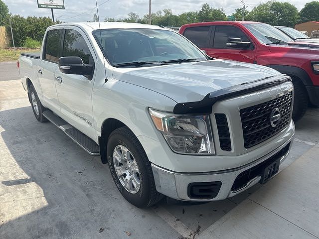 2019 NISSAN Titan