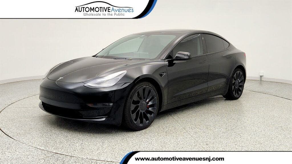 2023 TESLA Model 3