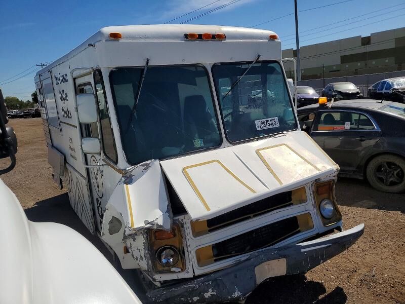 1992 CHEVROLET P - Series