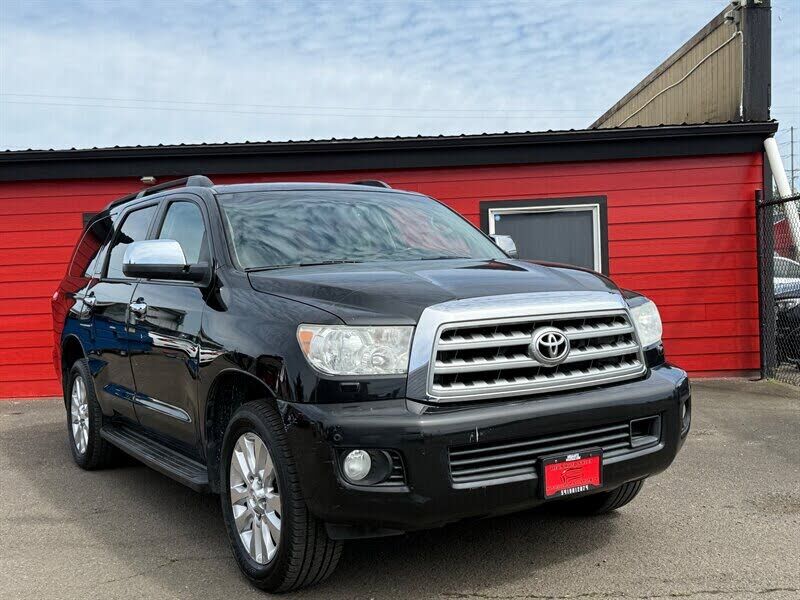 2012 TOYOTA Sequoia
