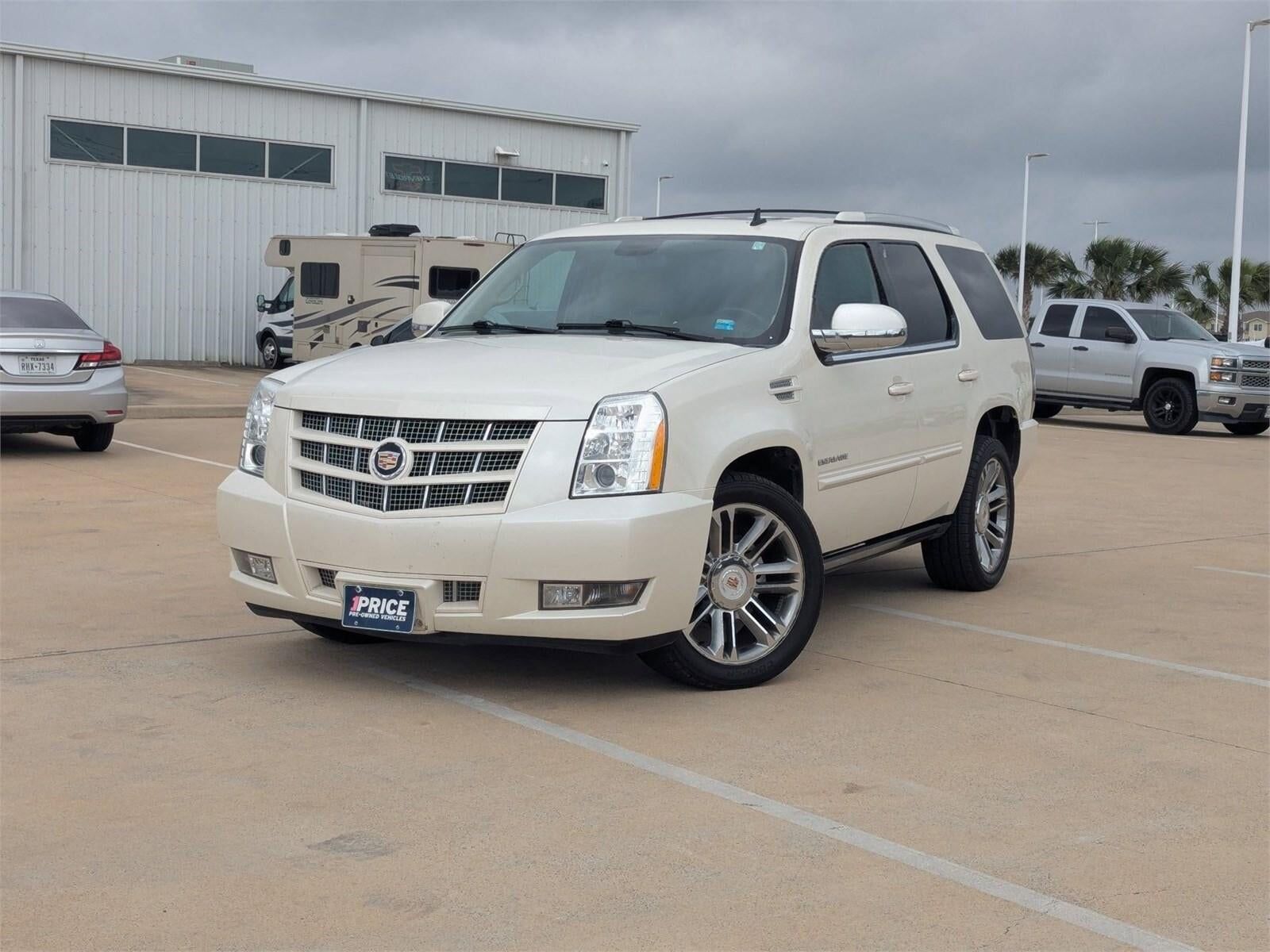 2014 CADILLAC Escalade