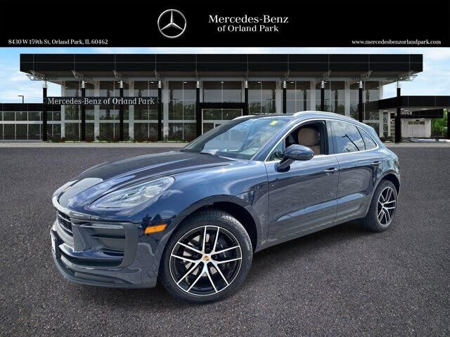 2023 PORSCHE Macan