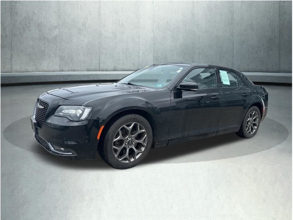 2017 CHRYSLER 300