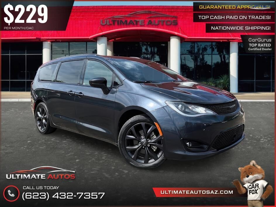2019 CHRYSLER Pacifica