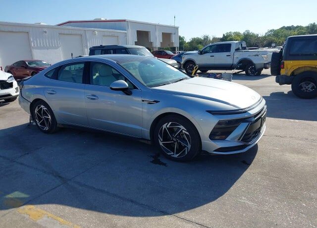 2024 HYUNDAI Sonata