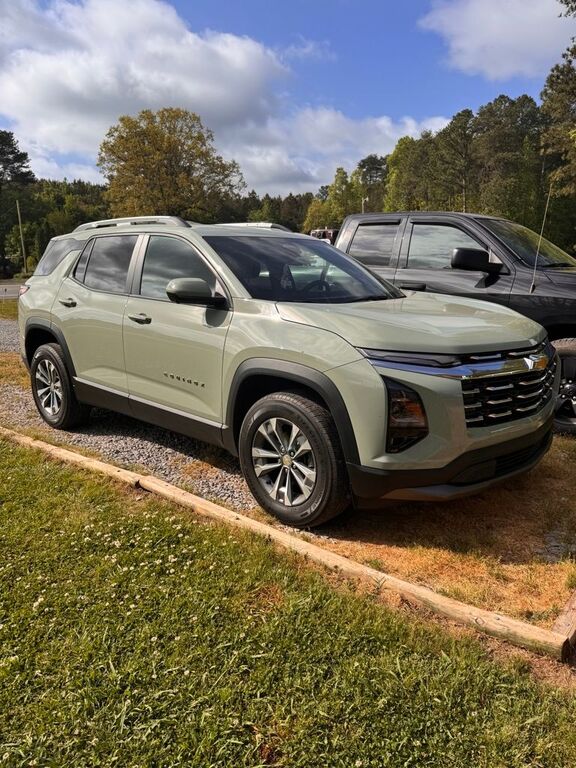 2025 CHEVROLET Equinox