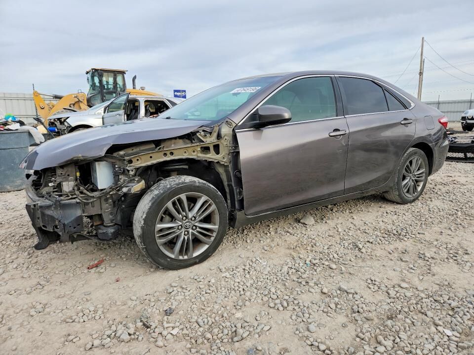 2017 TOYOTA Camry