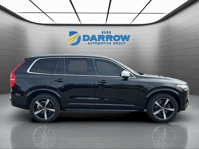 2019 VOLVO XC90