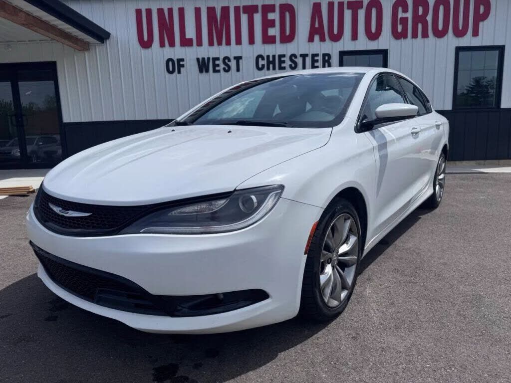 2016 CHRYSLER 200