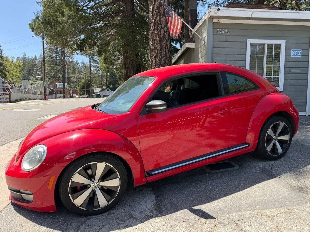 2012 VOLKSWAGEN Beetle