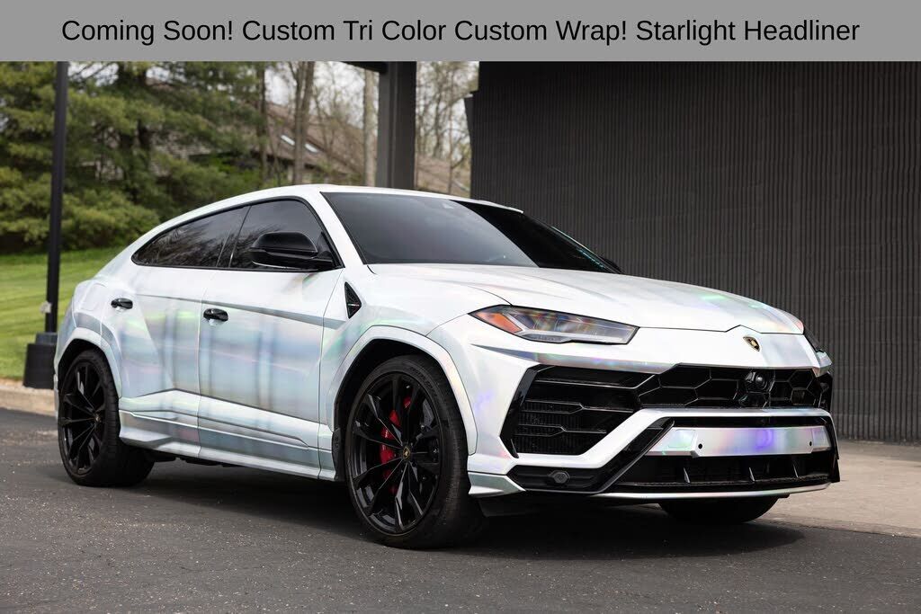 2021 LAMBORGHINI URUS